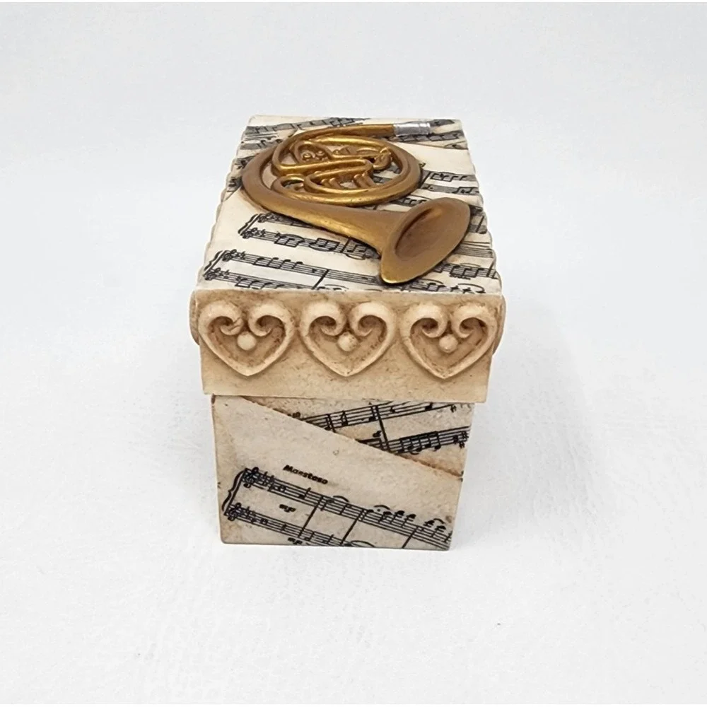2004 Roman Inc. Trinket Jewelry Music Box French Horn Music Notes Theme 4.75x3
